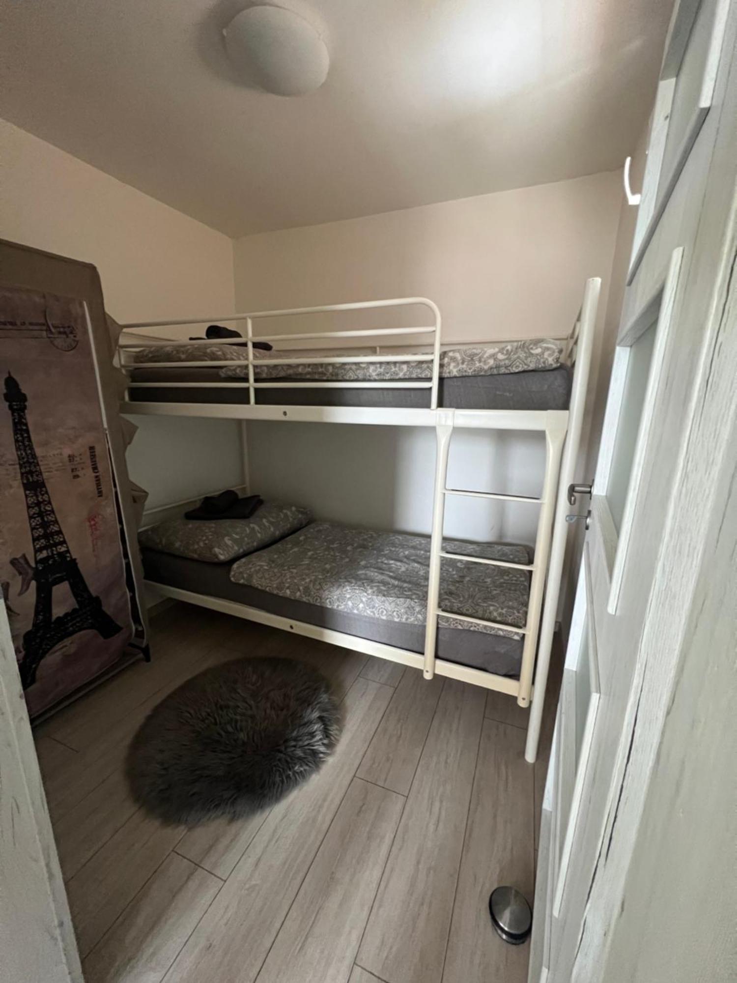Johnys Apartment Ostrava Exterior photo